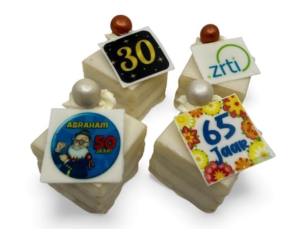 Petit four WIT + afbeelding